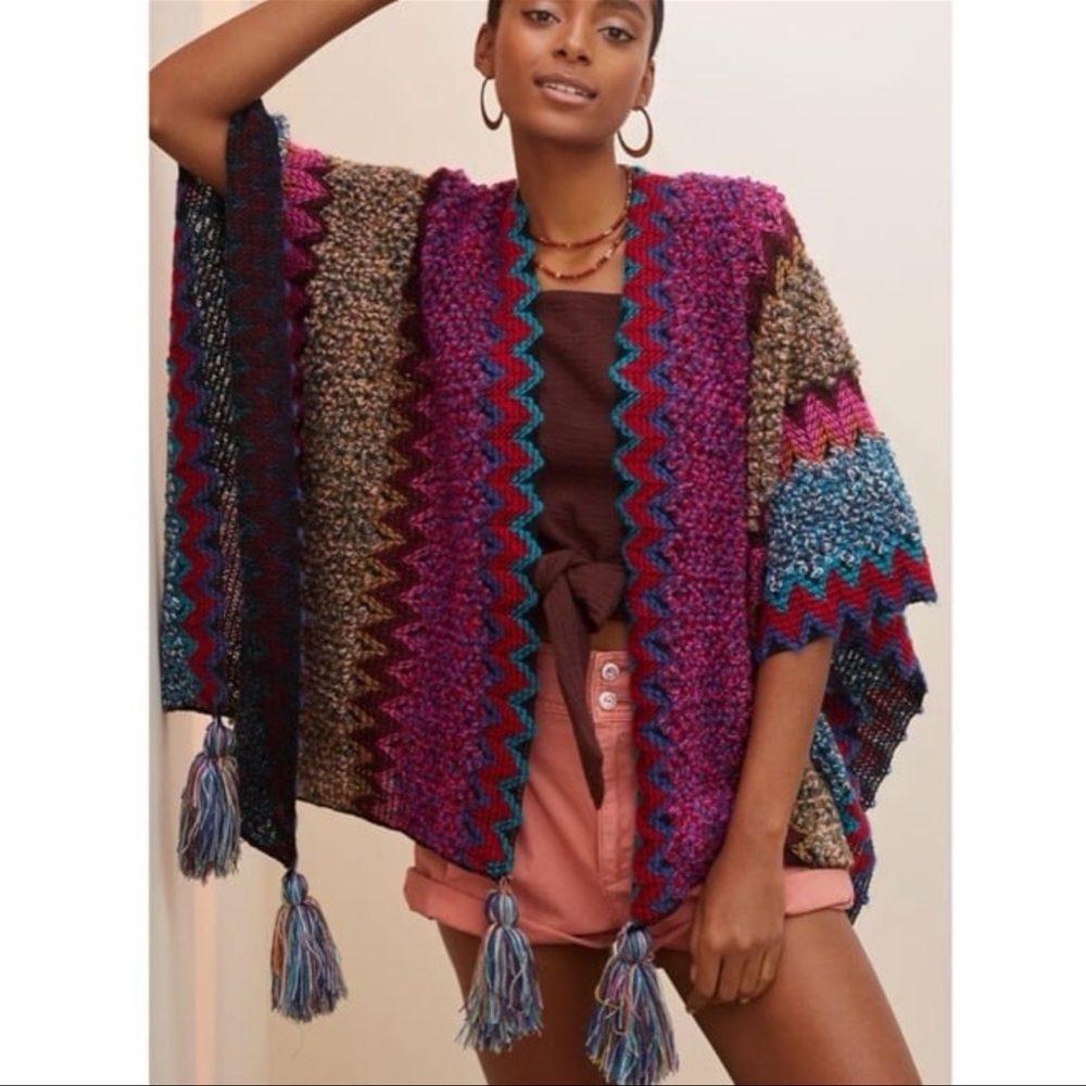 ANTHROPOLOGIE MULTICOLOR BOHEMIAN STYLE FRINGED KNIT CARDIGAN KIMONO SHAWL/CAPE